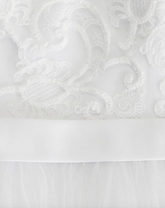 David's Bridal 'Tulle Lace Illusion' size 4 used wedding dress close up of fabric