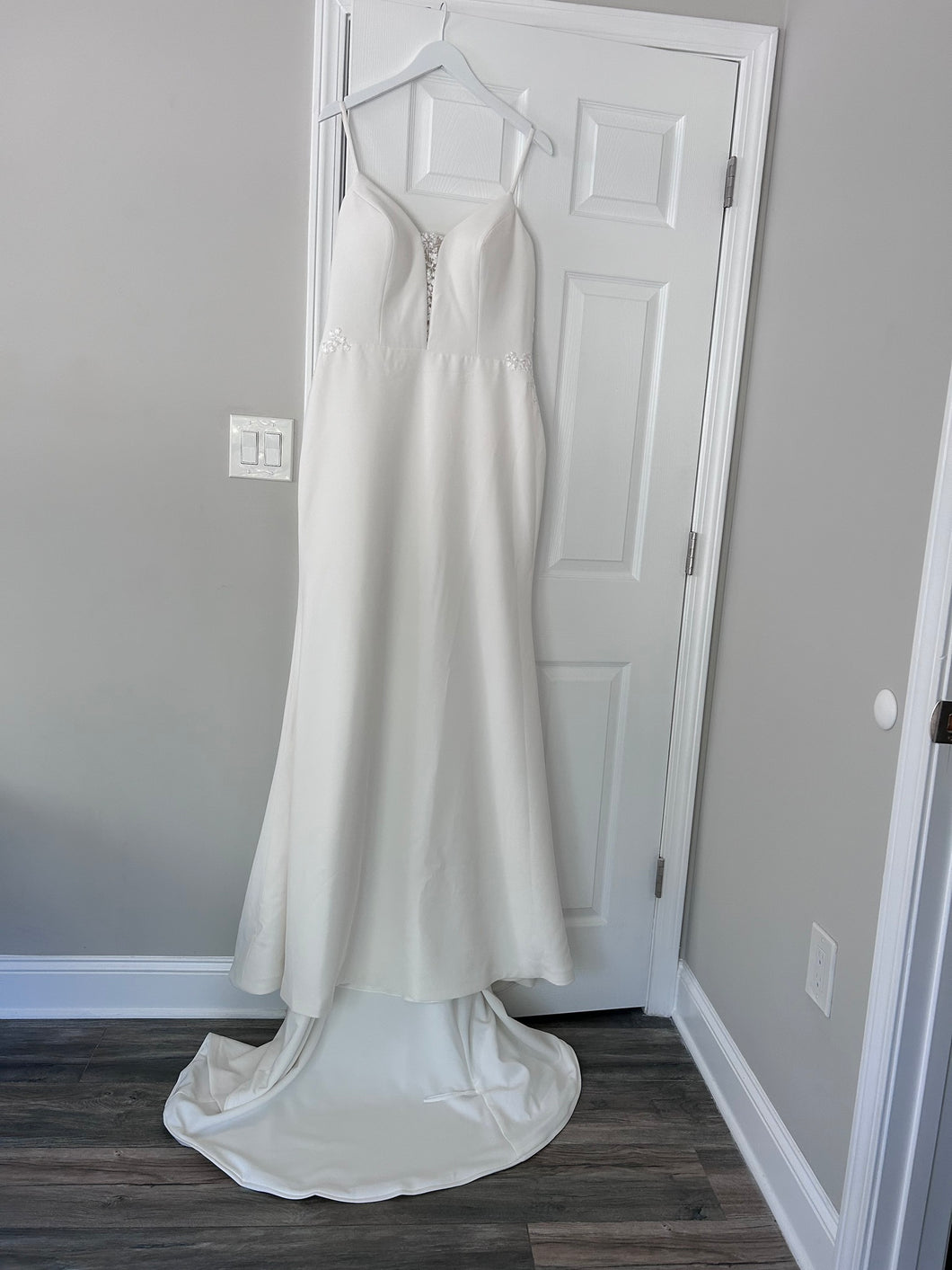 Madi Lane 'Atlas - ML16177' wedding dress size-10 NEW