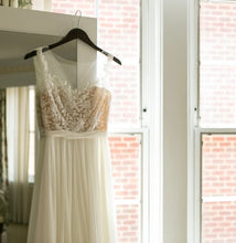Load image into Gallery viewer, Reem Acra &#39;Juliet&#39; wedding dress size-04 PREOWNED
