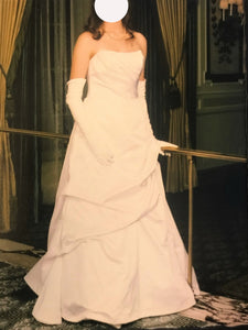 Marisa '900' wedding dress size-10 PREOWNED