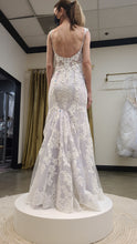 Load image into Gallery viewer, Casablanca &#39;Zola 2324&#39; wedding dress size-04 PREOWNED
