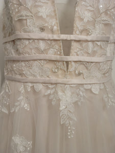 Maggie Sottero '9RT827AC' wedding dress size-16 NEW