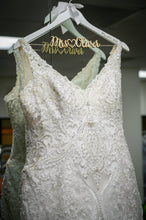 Load image into Gallery viewer, Allure Bridals &#39;C504 - ALLURE COUTURE&#39; wedding dress size-14 PREOWNED
