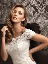 Load image into Gallery viewer, Allure Bridals &#39;9000 Allure&#39;
