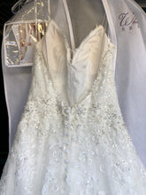 Load image into Gallery viewer, Stella York &#39;6347&#39; size 4 new wedding dress front view close up
