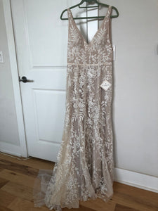 Floravere 'J. Didion' wedding dress size-10 SAMPLE