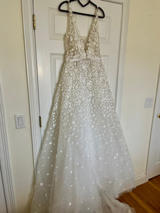 Mira Zwillinger 'Gigi V' wedding dress size-06 SAMPLE