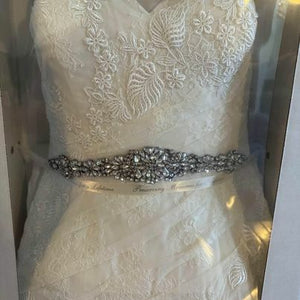  'Unknown' wedding dress size-08 PREOWNED