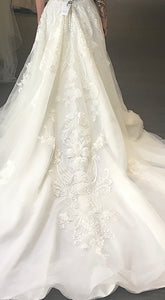 Mon Cherie 's20-ac-09' wedding dress size-06 NEW