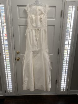 Alyne '185' size 10 sample wedding dress front view on hanger