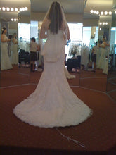 Load image into Gallery viewer, San Patrick &#39;Eneida&#39; wedding dress size-10 PREOWNED
