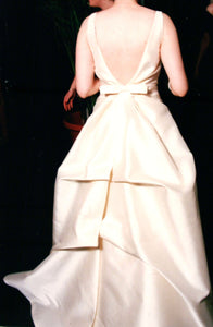 Vera Wang Custom Couture Wedding Dress - Vera Wang - Nearly Newlywed Bridal Boutique - 1