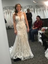 Load image into Gallery viewer, Essense of Australia &#39;Samantha&#39; wedding dress size-12 PREOWNED
