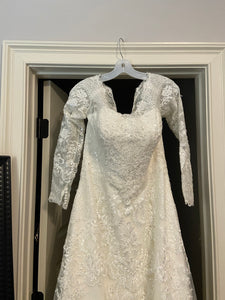 Oleg Cassini 'Classic style' wedding dress size-06 NEW
