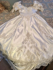 Mori Lee 'Princess' size 12 used wedding dress front view of front