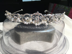 Oleg Cassini 'Organza Ball Gown' size 22 new wedding dress view of tiara