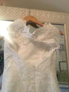 Custom 'Keyhole Back Lace' size 4 new wedding dress back view on hanger