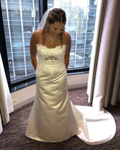 Load image into Gallery viewer, Allure &#39;Romance&#39; size 10 used wedding dress front view on bride
