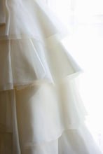 Load image into Gallery viewer, Modern Trousseau &quot;Mika&quot; - Modern Trousseau - Nearly Newlywed Bridal Boutique - 3
