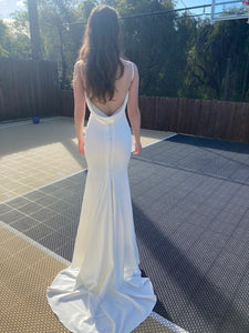 Garnet and Grace 'waterfall back ' wedding dress size-04 NEW