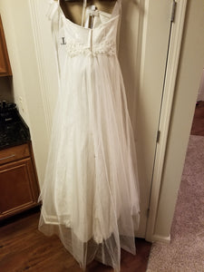 David's Bridal 'Strapless Tulle' size 2 new wedding dress back view on hanger