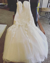 Load image into Gallery viewer, Alfred Angelo &#39;Princess&#39; wedding dress size-10 PREOWNED
