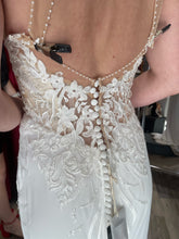 Load image into Gallery viewer, Lillian West &#39;66092&#39; wedding dress size-00 SAMPLE
