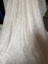 Load image into Gallery viewer, Lazaro &#39;3715&#39; size 6 new wedding dress close up of fabric
