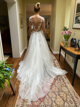 Load image into Gallery viewer, Ines Di Santo &#39;Aria&#39; wedding dress size-04 NEW
