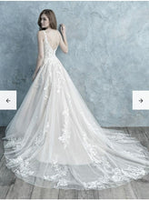 Load image into Gallery viewer, Allure Bridals &#39;9679&#39;

