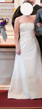 Load image into Gallery viewer, Jenny Yoo &#39;Bridal Alternative Collection&#39; wedding dress size-04 PREOWNED
