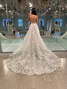 Calla Blanche 'Joanne' wedding dress size-02 PREOWNED