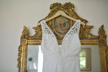 Load image into Gallery viewer, Lover&#39;s Society &#39;The Freja Gown&#39; wedding dress size-04 PREOWNED
