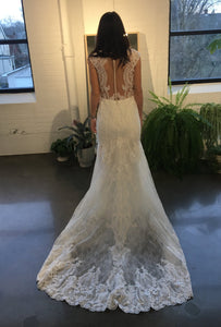 Tara Lauren 'Isolde' size 6 new wedding dress back view on bride