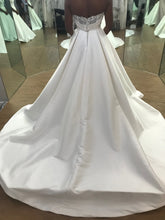 Load image into Gallery viewer, Justin Alexander &#39;88110&#39; wedding dress size-06 NEW
