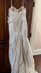 Essense of Australia 'D3486' wedding dress size-14 NEW