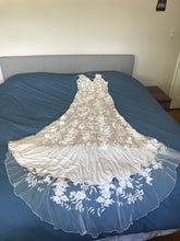Load image into Gallery viewer, BHLDN &#39;Liesel Gown&#39; wedding dress size-08 NEW
