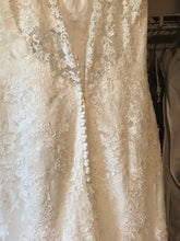 Load image into Gallery viewer, Mori Lee &#39;Perrie&#39; size 14 new wedding dress back view on hanger
