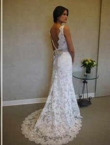 Jim Hjelm '8904' size 14 used wedding dress back view on bride