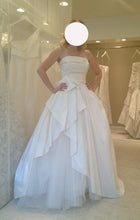 Load image into Gallery viewer, Amsale &#39;aRDEN&#39; wedding dress size-06 NEW
