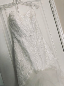 Pronovias 'Beca' size 6 new wedding dress front view close up
