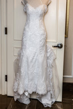 Load image into Gallery viewer, Maggie Sottero &#39;Ireland&#39; size 6 used wedding dress front view on hanger
