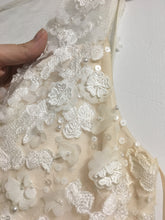 Load image into Gallery viewer, BHLDN &#39;Ariane&#39; size 12 used wedding dress view of flowers
