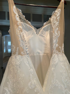 JUSTIN ALEXANDER '99205' wedding dress size-10 PREOWNED