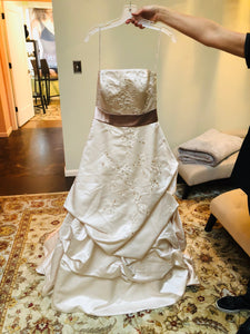 Oleg Cassini 'CT203' size 6 new wedding dress front view on hanger
