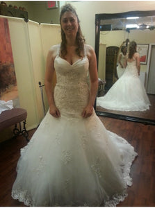 Cosmobella '7528' wedding dress size-08 NEW