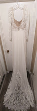 Load image into Gallery viewer, Justin Alexander &#39;WB7274&#39; wedding dress size-06 SAMPLE
