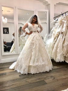 Pronovias 'Devany' size 6 new wedding dress front view on bride
