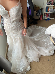 Essense of Australia 'D2770' wedding dress size-12 NEW