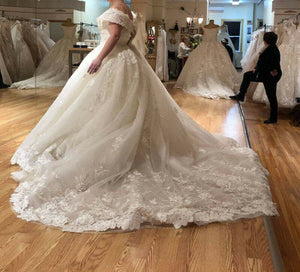 Demetrios 'Celine DP383' wedding dress size-06 NEW